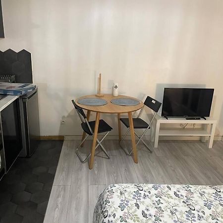 Studio One Proche Ligne 14 Kremlin Bicetre Arcueil Ngoại thất bức ảnh
